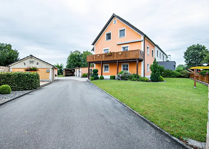 Gruber Apartmán *